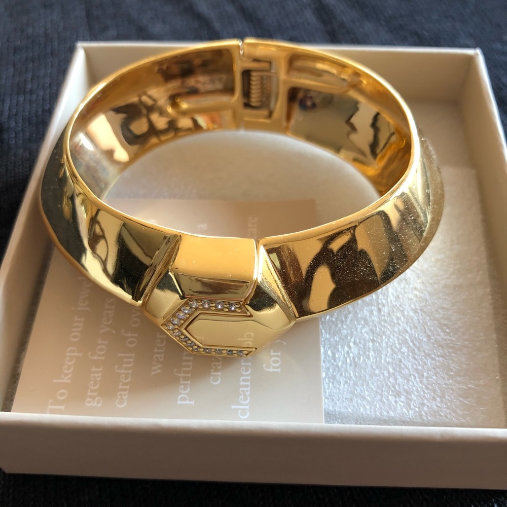 India Hicks Casino Cuff